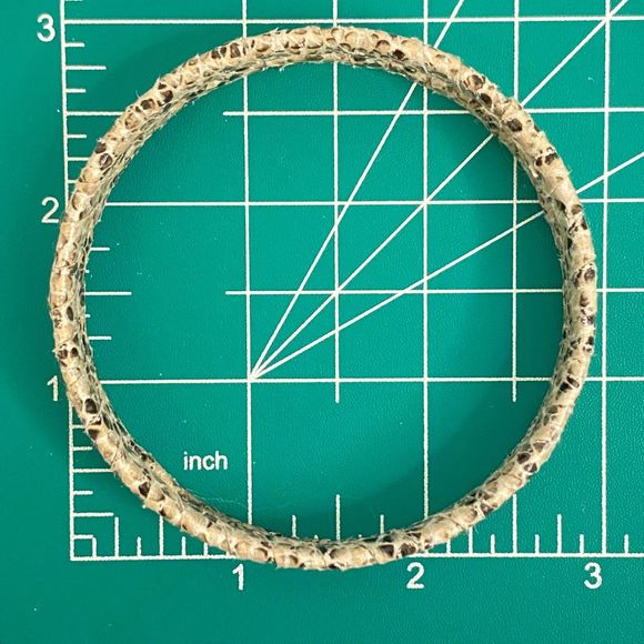 Bangle Bracelets Wrapped Faux Reptile Skin Pattern Set Of Two Varying Widths - Picture 5 of 7